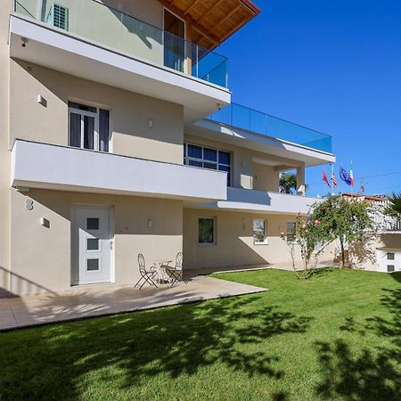 בראט Apartaments Mimani 2 מראה חיצוני תמונה