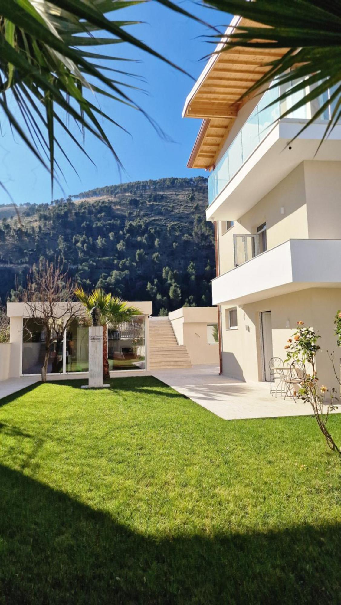 בראט Apartaments Mimani 2 מראה חיצוני תמונה