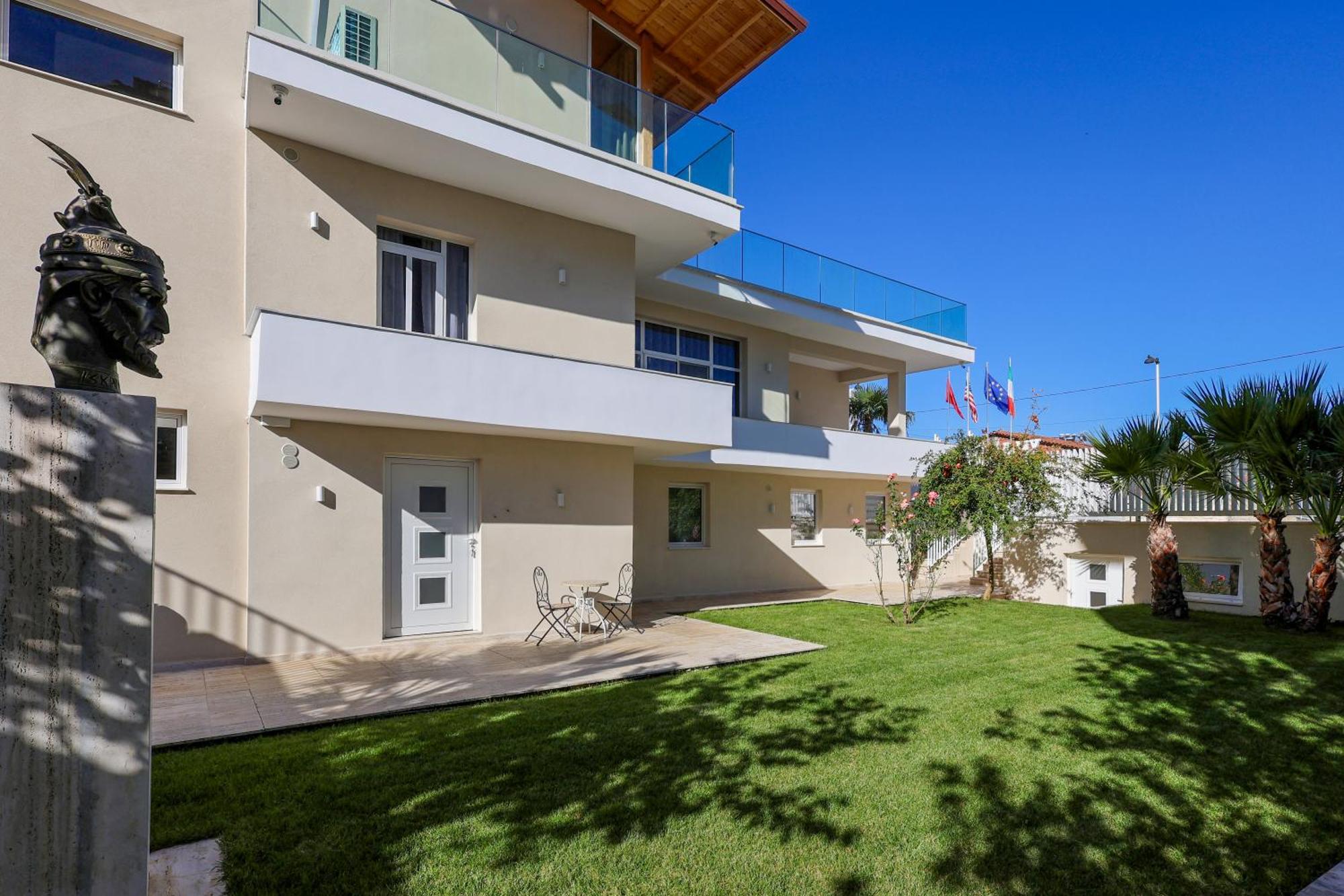 בראט Apartaments Mimani 2 מראה חיצוני תמונה